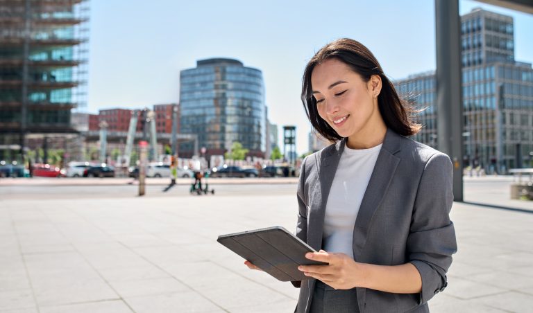 The Complete Guide to CPG Data Analytics 2025